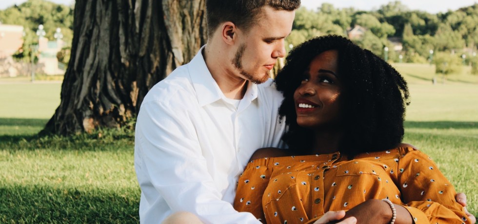 interracial dating-black woman-white man-relationship